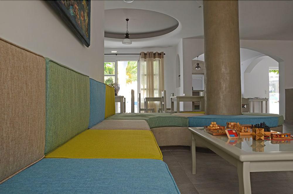 Hippocampus Hotel Kamari  Bagian luar foto